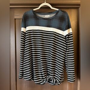 Maurices plus size shirt